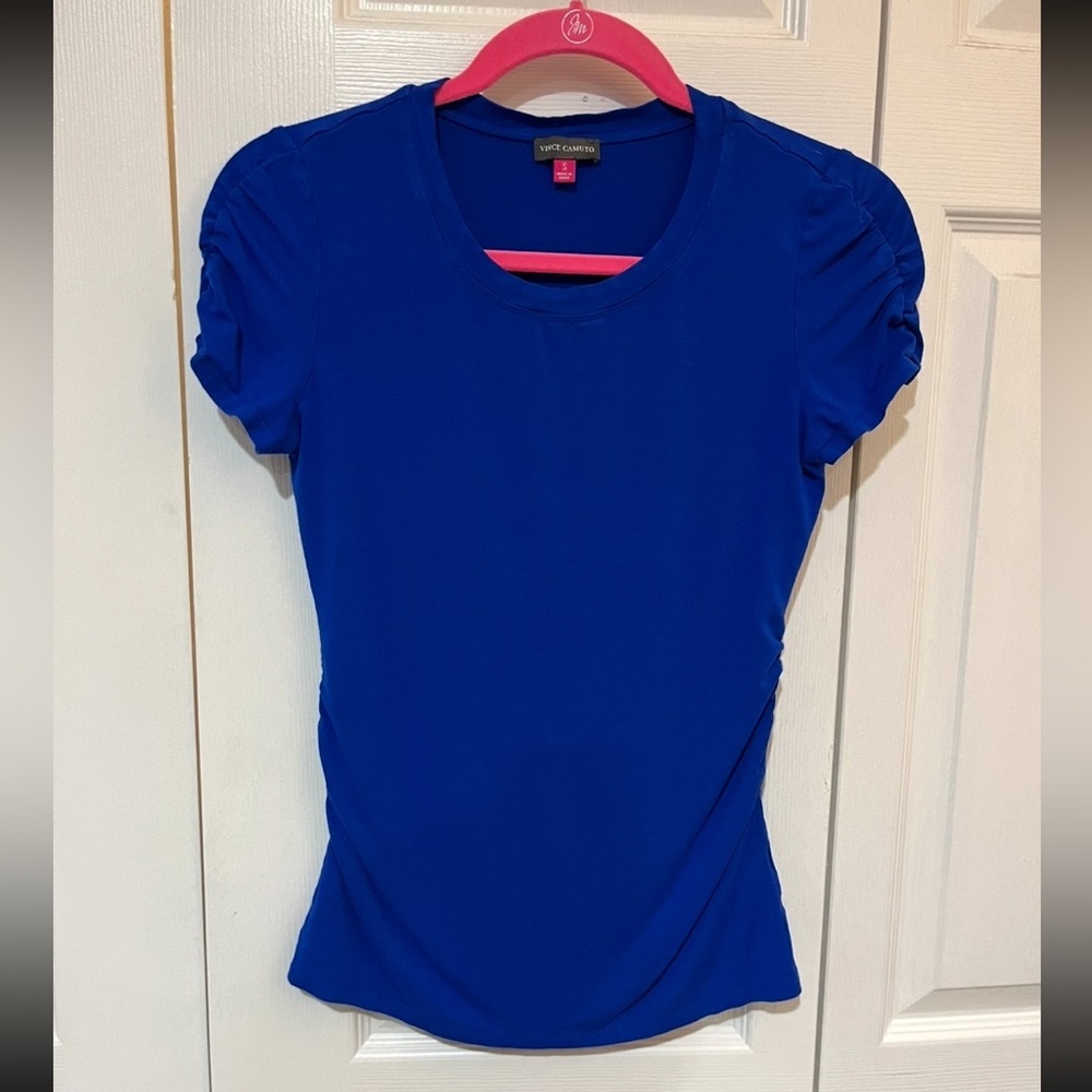 Vince Camuto women’s top